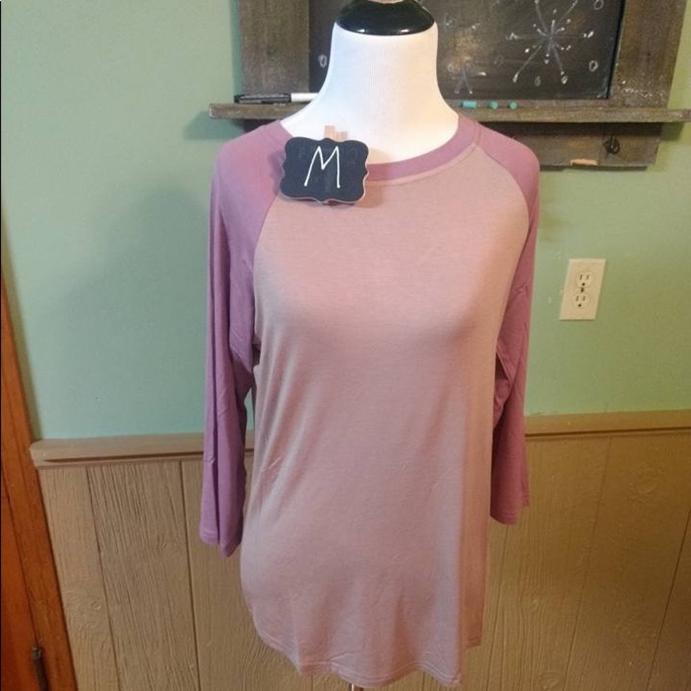 Baseball tee